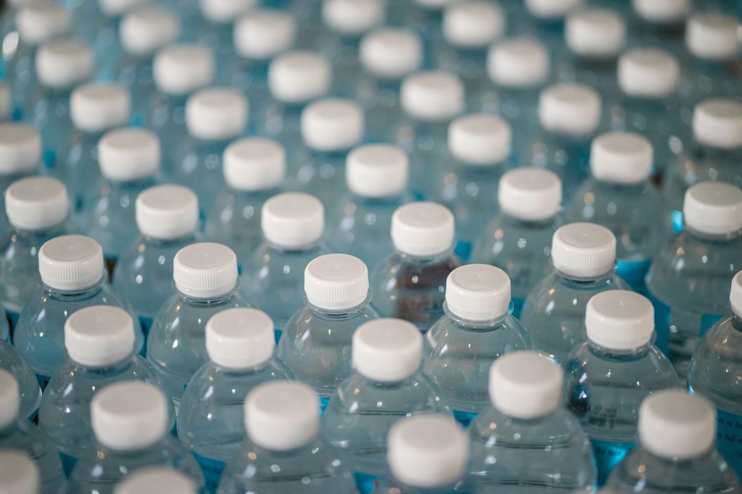 When people compare bottled water and filtration systems, the focus is often on price per unit: a bottle, a cartridge, a monthly subscription.