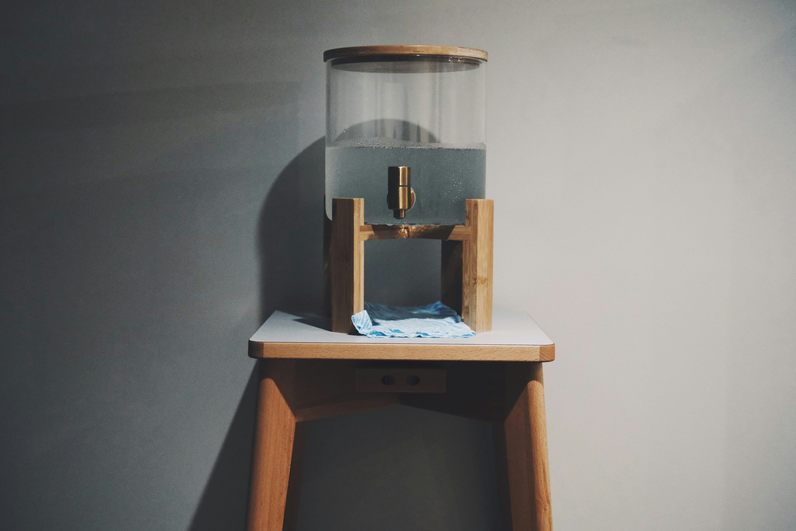 Water filters are designed to work under regular operating conditions. Water enters the system, moves through the filtration media, and leaves through the outlet.