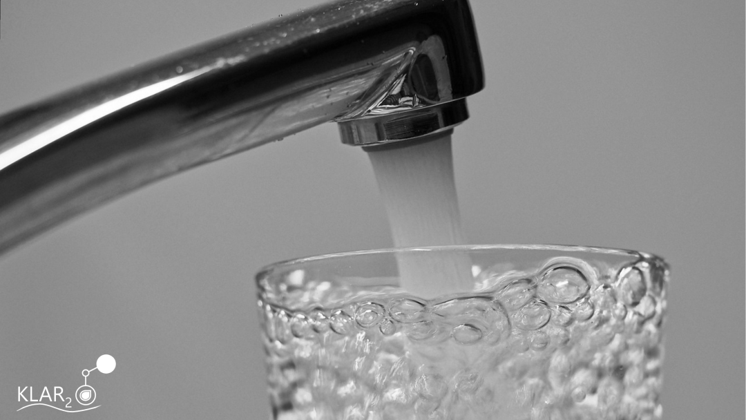 Clear water can still contain a complex mix of dissolved minerals, salts, organic compounds and trace contaminants. Learn why appearance alone cannot reveal water chemistry.